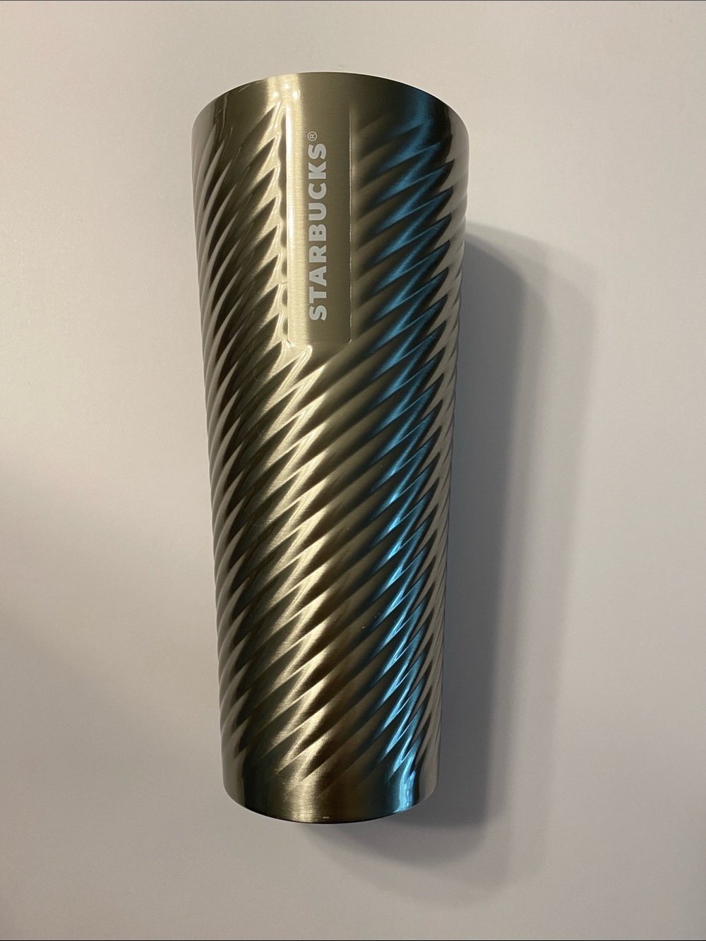 Starbucks 2022 Christmas Silver Swirl Venti Stainless Steel Tumbler Cold Cup